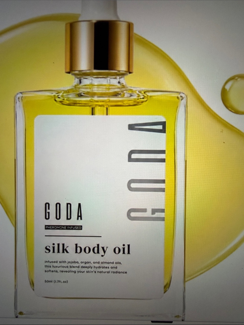 Goda Silk Body Oil — Yellow Hydrating Body Oil. New no box